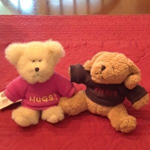 Boyds Bears Hugs and Kisses Bear and Dog